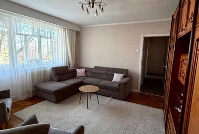 Apartament cu 3 camere semidecomandat în Central - 2