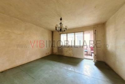 3 camere - Plaza - necesită renovare totală - 1