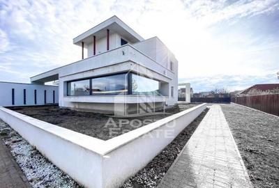 Casa/vila/spa?iu comercial650mp utili/teren 3000 mp - 3