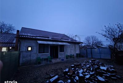 Casă cu 3 camere cu Teren 750 Mp în Gepiu - 3
