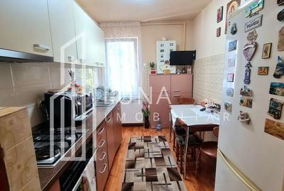 Apartament cu 3 camere decomandat în Tudor - 3