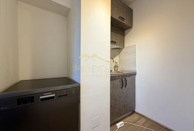 Apartament cu 4 camere *95mpc* // Bulevardul Unirii - 23