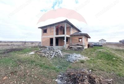 Casă cu Teren 1079 Mp în Petroasa Mare - 16