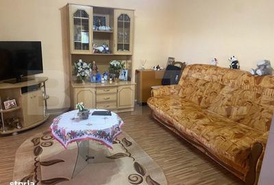 Casă cu 3 camere decomandat în Românești - 3