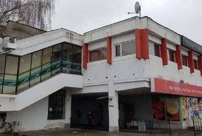 Vanzare doua spatii comerciale in Arad, Piata Arenei nr. 7: 453mp - 3