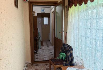 Apartament cu 3 camere decomandat în Calea București - 1