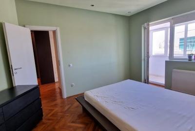 Piata Lahovari - Pitar Mos 3 camere etaj 4, 2 bai, 2 balcone, centrala proprie Piata Lahovari - Pitar Mos 3 camere etaj 4, 2 bai, 2 balcone, centrala proprie - 2