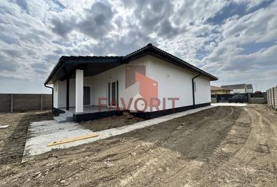 Casă individuală cu 4 camere cu Canalizare în Moșnița Nouă - 6
