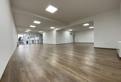 Birou, de 126 mp, în Central - 2