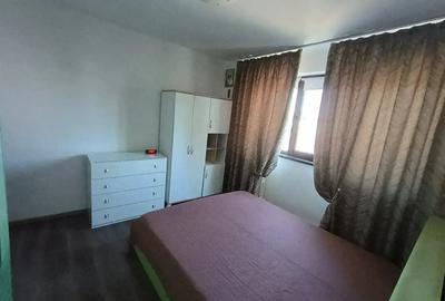Vand apartament pe strd.Calea Galati,Blocul1 - 2