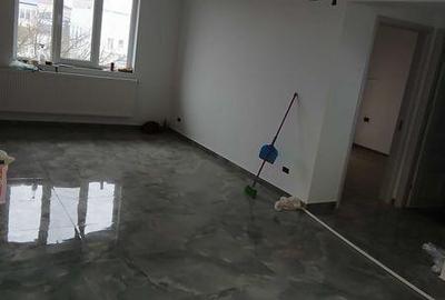 Apartament cu 4 camere în Central - 1