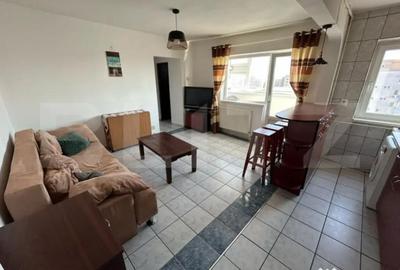 Apartament cu 4 camere decomandat în Cetate - 8