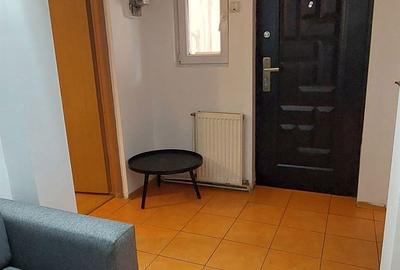 Garsonieră decomandată în Central - 8