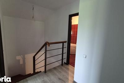 Casă cu 4 camere cu Teren 209 Mp în Central - 14
