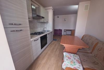 Apartament cu 2 camere decomandat în Triaj - 4