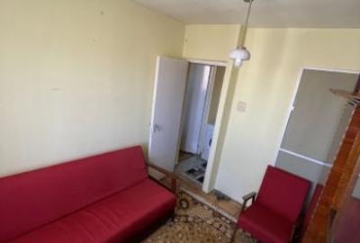 Apartament cu 2 camere nedecomandat în Micro 15 - 2