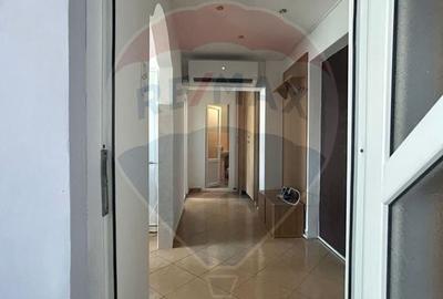 De vanzare apartament 3 camere,  MB 20 Slobozia IL - 6