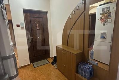 Apatament 3 camere renovat, zona 13 Decembrie - 10