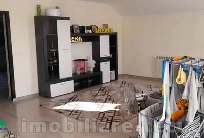 Vand casa cu 5 camere 4500 mp teren, iaz cu populat cu pe?te in Tecuci Vand casa cu 5 camere 4500 mp teren, iaz cu populat cu pe?te in Tecuci - 8