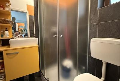 Casă cu 4 camere cu Canalizare în Central - 18