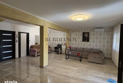 Casă cu 7 camere cu Teren 400 Mp în Brănești - 15