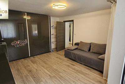 Apartament cu 3 camere decomandat în Central - 2