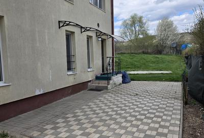 Duplex cu 4 camere cu Canalizare în Florești - 12
