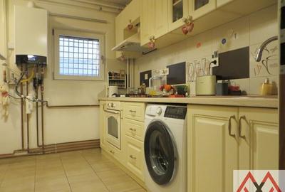 Apartament cu 2 camere decomandat în 13 Septembrie - 4