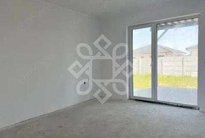 Casa noua de vanzare cu teren 500 mp in Santandrei - 2