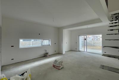 Duplex cu 4 camere cu Canalizare în Urseni - 3