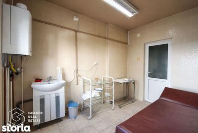 Spațiu comercial, de 60 mp, în Central - 3