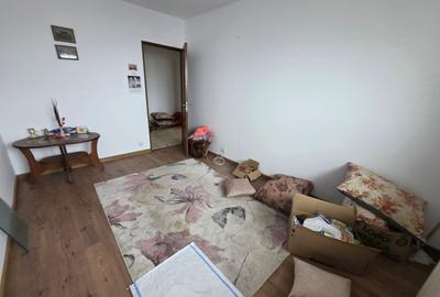 Berceni, pe B-ul Obregia, stradal, bloc reabilitat, pasajul Europa Unita - 15