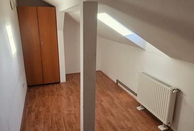 Inchiriez ap.cu o cam.in zona 7Noi. - 5