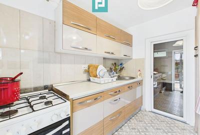 Casa? 4 camere centru Vinga - 9