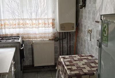 Apartament cu 3 camere decomandat în Central - 1