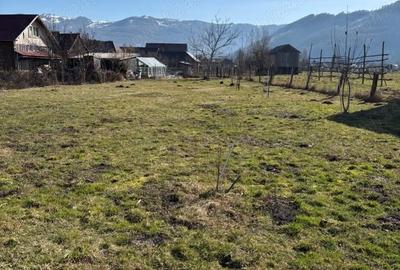 Casă cu 3 camere cu Teren 15 Mp în Leordina - 1