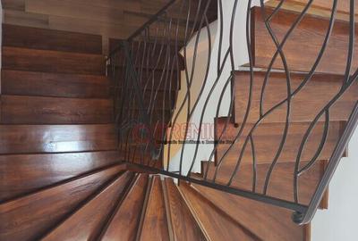 Casă cu 6 camere cu Teren 221 Mp în Baicului - 2