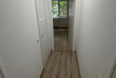 Apartament cu 3 camere semidecomandat în Crângași - 1