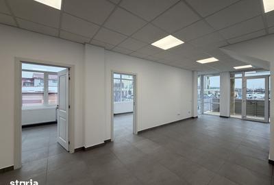 Spațiu comercial, de 95 mp, în Central - 2