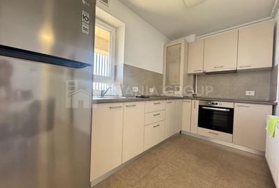 Apartament cu 2 camere semidecomandat, mobilat în Tractorul - 5