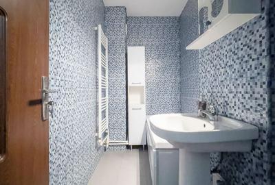 Apartament cu 2 camere decomandat în Casa de Cultură - 11