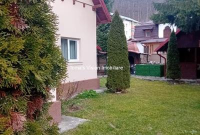 Casă cu Teren 875 Mp în Central - 9