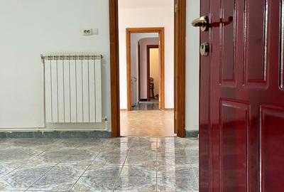 Apartament cu 3 camere semidecomandat în Dărmănești - 1