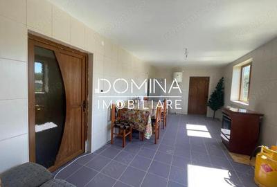 Casă cu 4 camere cu Teren 4692 Mp în Rasova - 5