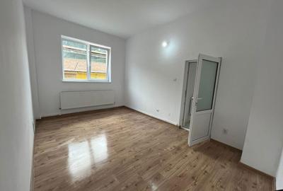 Apartament cu 2 camere decomandat în Central - 7