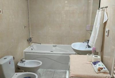 Garsonieră decomandată în UMT