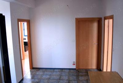 Spațiu comercial, de 230 mp, în Central - 3
