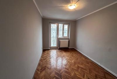 Apartament cu 2 camere decomandat, mobilat în Micro 14