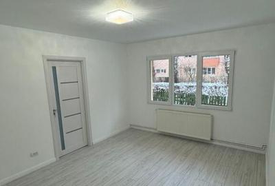 Apartament 2 camere renovat Astra Piata Apartament 2 camere renovat Astra Piata - 1