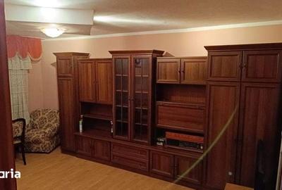Apartament cu 3 camere decomandat în Unirii Sud - 1